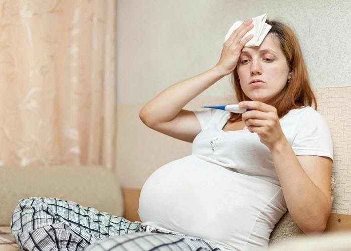 Giải thích vấn đề sốt nhẹ có phải dấu hiệu mang thai hay không?
