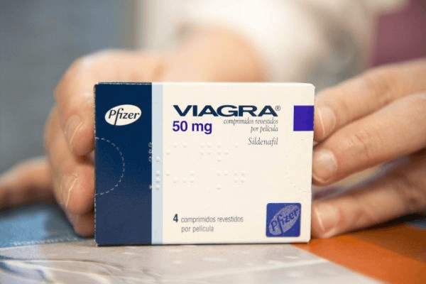 Viên thuốc uống Viagra có kéo dài thời gian quan hệ không?